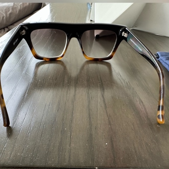 Le Specs sunnies - Picture 3 of 4